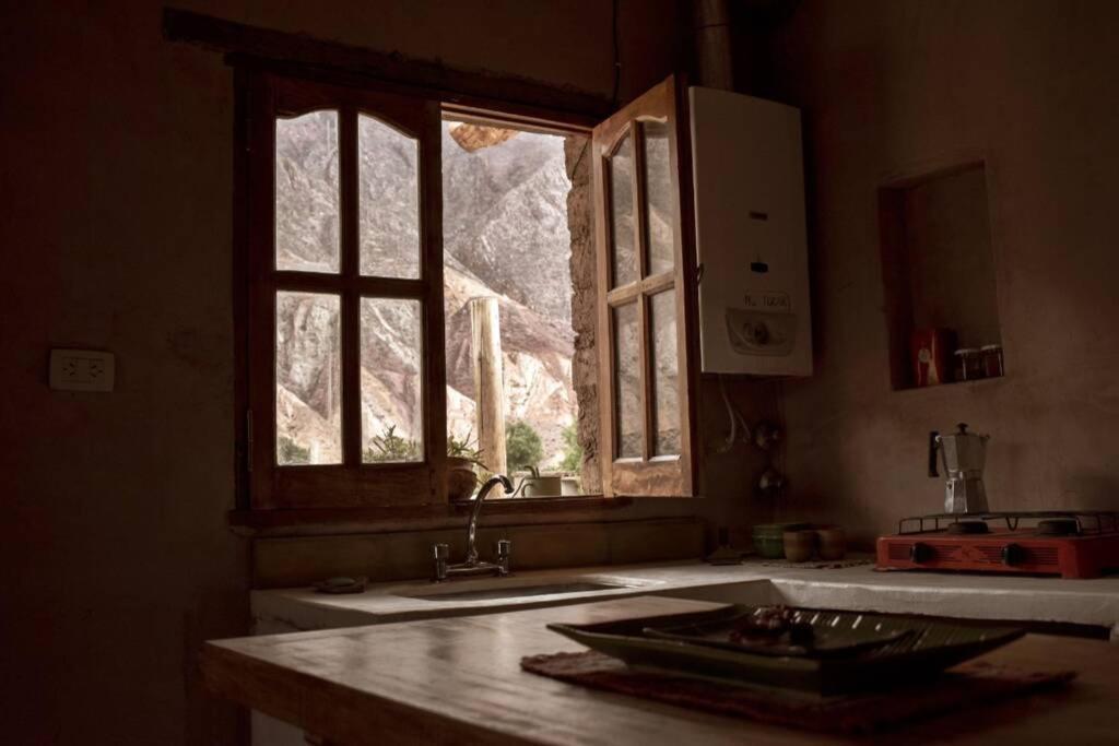 Ruphay: Cabana Equipada Con Vista A Los Cerros En El Campo Maimará Esterno foto